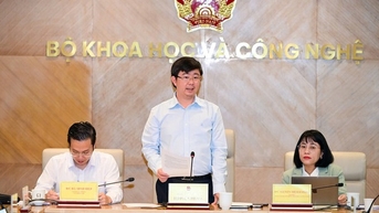 Hoàn thiện thể chế KHCN&ĐMST, nâng cao năng lực cạnh tranh quốc gia trong kỷ nguyên chuyển đổi số