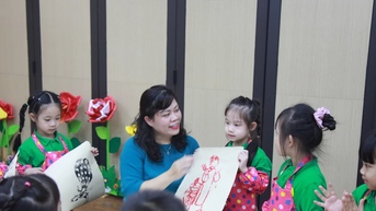 Hà Nội hoàn thành mục tiêu 'Xây dựng trường mầm non lấy trẻ làm trung tâm'