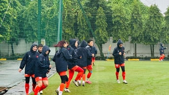 Đội tuyển nữ quốc gia tập luyện tích cực chuẩn bị cho SEA Games 33