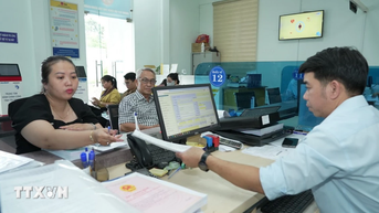 Kết luận của Bộ Chính trị, Ban Bí thư về hoạt động của chính quyền 2 cấp