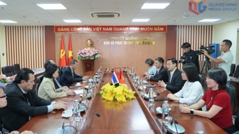 Đoàn đại biểu Liên đoàn Nhà báo Thái Lan thăm, làm việc tại Báo và Phát thanh, Truyền hình Quảng Ninh