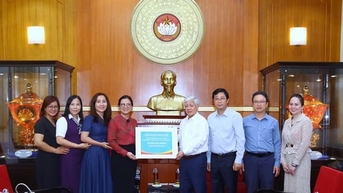 MTTQ Việt Nam kêu gọi tiếp tục ủng hộ đồng bào vùng bão lũ