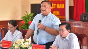 Xã Tân Trụ đối thoại với các hộ dân liên quan dự án trọng điểm Đường tỉnh 827E