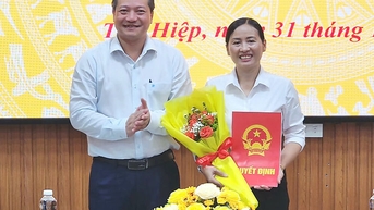 Bà Võ Thị Phượng giữ chức Phó Chủ tịch HĐND xã Tân Hiệp, nhiệm kỳ 2021 - 2026