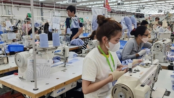 Doanh nghiệp chung tay hỗ trợ người lao động ảnh hưởng mưa lũ