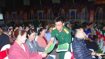 Bộ CHQS tỉnh tuyên truyền, phổ biến, giáo dục pháp luật tại xã Quỳ Châu