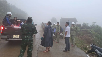 Quảng Ngãi: Phát hiện nứt đất, nguy cơ sạt lở, di dời khẩn cấp 28 hộ dân