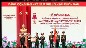 VTK đón nhân Huân chương Lao động hạng Nhì