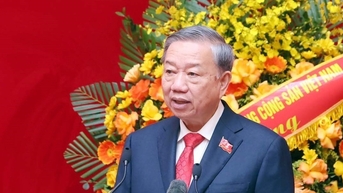 서기장: 인민경찰은 가장 규율을 잘 지키고, 가장 충성스럽고, 인민에게 가장 가까운 경찰이 되어야 합니다.