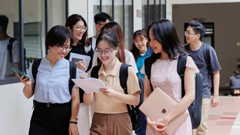 Đại học Kinh tế TP.HCM công bố gói hỗ trợ 7 tỉ đồng cho sinh viên bị ảnh hưởng bão số 10