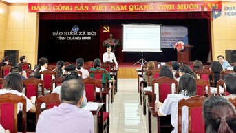 ធានា​រ៉ាប់​រង​សង្គម​ខេត្ត​រៀបចំ​សន្និសីទ​បណ្តុះបណ្តាល​លើ​ចំណុច​ថ្មី​នៃ​ច្បាប់​ស្តី​ពី​ការ​ធានា​រ៉ាប់​រង​សង្គម និង​ធានា​រ៉ាប់​រង​សុខភាព