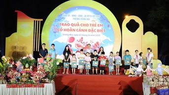Ấn tượng “Đêm hội Trăng rằm” phường Tương Mai