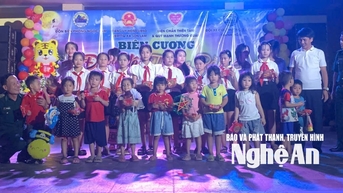 "Border - Full Moon Festival" នាំមកនូវពិធីបុណ្យពាក់កណ្តាលរដូវស្លឹកឈើជ្រុះដល់កុមារនៅតាមតំបន់ព្រំដែន