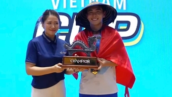 Phúc Huỳnh thắng áp đảo Vinh Hiển, vô địch pickleball châu Á
