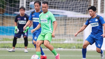 Cựu tiền đạo Trịnh Quang Vinh bất ngờ tái xuất sân cỏ