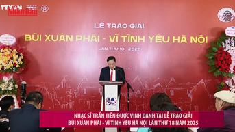 [Video] Nhạc sĩ Trần Tiến được vinh danh tại Lễ trao giải Bùi Xuân Phái - Vì tình yêu Hà Nội lần thứ 18 năm 2025