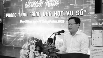 សំណើរ​ទទួល​ស្គាល់​គោរមងារ​ទុក្ករបុគ្គល​សម្រាប់​ប្រធាន​គណៈកម្មាធិការ​ប្រជាជន​ឃុំ Dray Bhang លោក Le Phuoc Toan