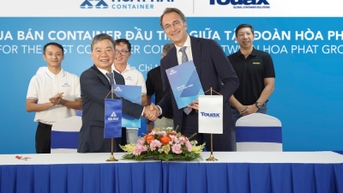 Hoa Phat Group, Touax Container Leasing에 첫 컨테이너 주문 인도