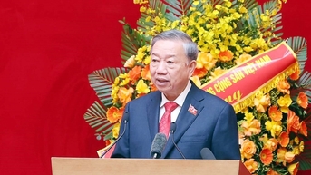 Công an nhân dân tiếp tục gương mẫu, đi đầu, là một trong các lực lượng chủ công, nòng cốt thực hiện chủ trương của Đảng, đưa đất nước vững bước vào kỷ nguyên phát triển, giàu mạnh