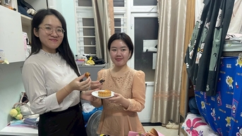 전 세계 친구들과 뜨개질 팔짱을 끼고