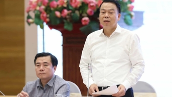 공공 투자 자본의 100%를 지출하더라도 인플레이션에 큰 부담을 주지는 않을 것입니다.