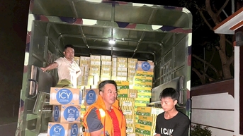 Nghệ An cung ứng hàng hóa, nhu yếu phẩm hỗ trợ bà con bị chia cắt do mưa lũ