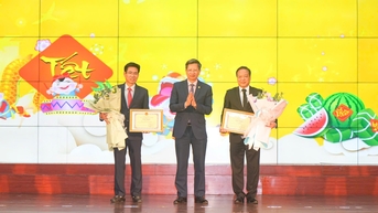송금은 하이퐁 고향 건설에 기여하는 중요한 외국 자원입니다.