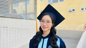 후에 경제대 여성 수석 졸업생, 고득점 받는 '공식' 공개