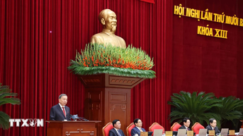 Biểu quyết giới thiệu nhân sự Ban chấp hành Trung ương khóa XIV