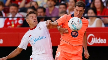Thua đậm Sevilla, Barcelona mất ngôi đầu bảng vào tay Real Madrid
