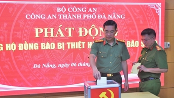 Công an thành phố Đà Nẵng phát động cán bộ, chiến sĩ ủng hộ người dân thiệt hại bão số 10
