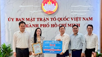 TP Hồ Chí Minh tiếp nhận hơn 42,4 tỷ đồng ủng hộ đồng bào vùng bão, lũ