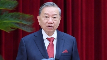 Biểu quyết giới thiệu nhân sự Ban Chấp hành Trung ương khóa mới