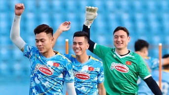 ក្រុម​វៀតណាម​វិល​មក​វិញ​ដោយ​ស្មារតី​អស្ចារ្យ៖ តើ​សល់​ប៉ុន្មាន​ប្រកួត​ក្នុង​វគ្គ​ជម្រុះ Asian Cup? តើអ្នកនឹងមើលឆានែលមួយណា?