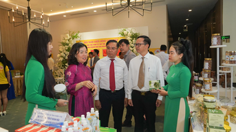 Tăng cường quản lý thương mại, thúc đẩy hội nhập