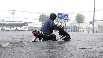 Không khí lạnh liên tục tăng cường, miền Trung tiếp tục mưa lớn