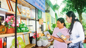 Phụ nữ chung sức xây dựng nông thôn mới