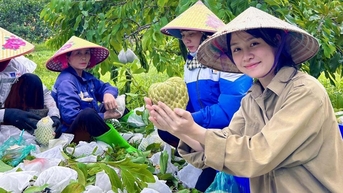 Cô gái Gen Z Nghệ An bỏ phố về quê làm "người kể chuyện nông sản"