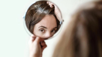 Sự thật tóc bạc cảnh báo nguy cơ ung thư da?