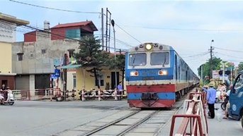 Giải pháp nào để khắc phục gần 1.000 điểm tiềm ẩn nguy cơ mất ATGT đường sắt?