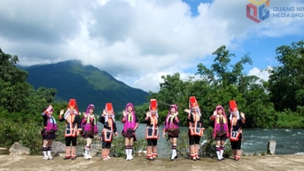 Đồng bào dân tộc thiểu số xã Đường Hoa chung tay xây dựng nông thôn mới