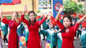 ក្រសួងអប់រំ និងបណ្តុះបណ្តាល ជូនដំណឹងអំពីគោលនយោបាយថ្មី ដើម្បីលើកកម្ពស់ជីវភាពគ្រូបង្រៀន។