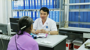 Cảnh báo suy tuyến thượng thận do lạm dụng thuốc