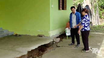 Mưu sinh trong vùng sạt lở