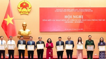 Hà Nội quy định rõ tiêu chí đánh giá, xếp loại thi đua khen thưởng