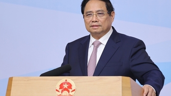 Thủ tướng: Đưa Trung tâm tài chính quốc tế tại Việt Nam hoạt động ngay trong tháng 11