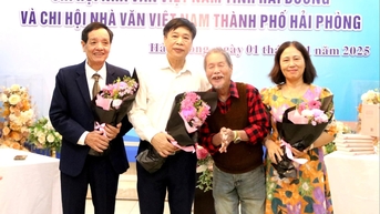 Chi hội Nhà văn Việt Nam thành phố Hải Phòng có 42 hội viên, đông thứ 3 cả nước