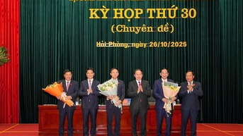 Phê chuẩn kết quả bầu 2 Phó Chủ tịch UBND thành phố Hải Phòng