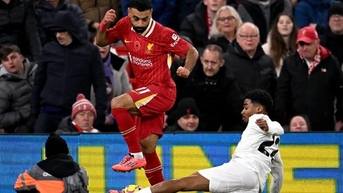 Soi tỉ số trận Liverpool - Aston Villa: Chủ nhà buộc phải thắng