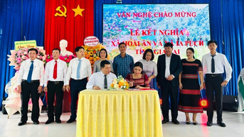 Xã Ia Púch kết nghĩa với xã Hoài Ân